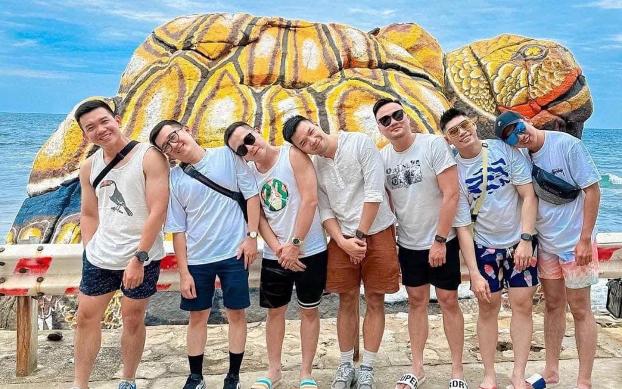 Tour Sài Gòn Hòn Sơn 2 ngày 2 đêm | Giá chỉ từ 1980k 20 Tour Sài Gòn Hòn Sơn 2 ngày 2 đêm - Tượng rùa khổng lồ