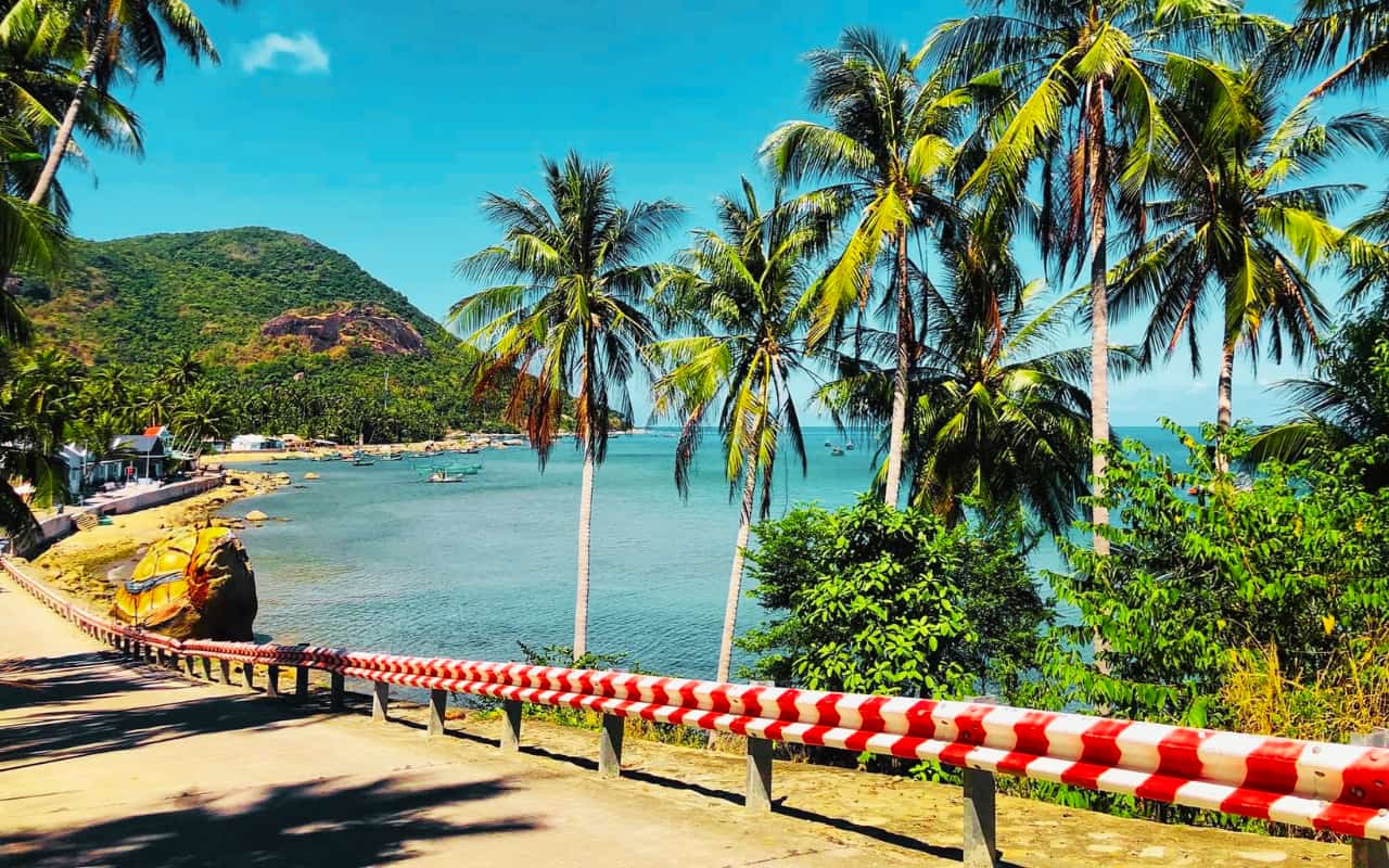 Tour Sài Gòn Hòn Sơn 3N3Đ - thiên đường biển hoang sơ