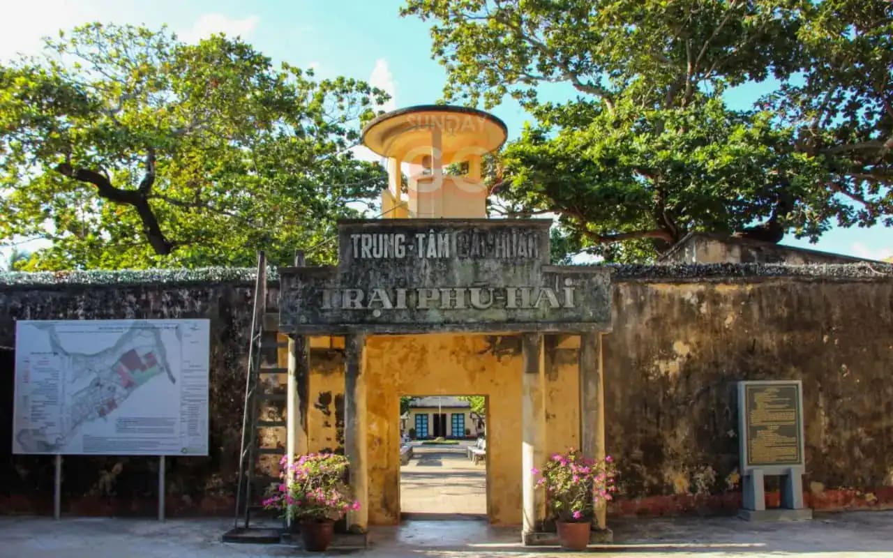 Tour Trần Đề Côn Đảo 2 ngày 1 đêm trọn gói 14 Tour Trần Đề Côn Đảo 2N1Đ - Trại Phú Hải
