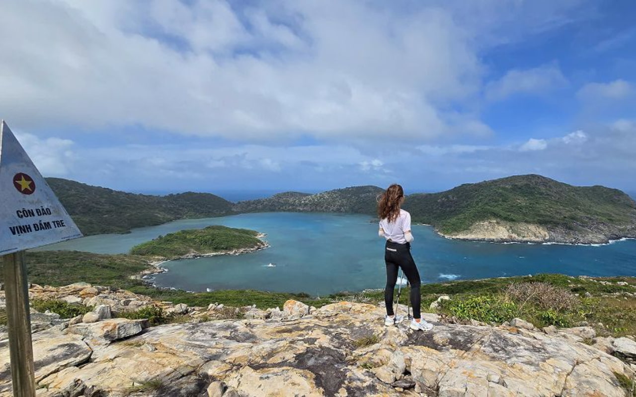 Vịnh Đầm Tre Côn Đảo: Kinh nghiệm khám phá & Trekking 2 Khám phá vẻ đeph hoang sơ của Vịnh Đầm Tre