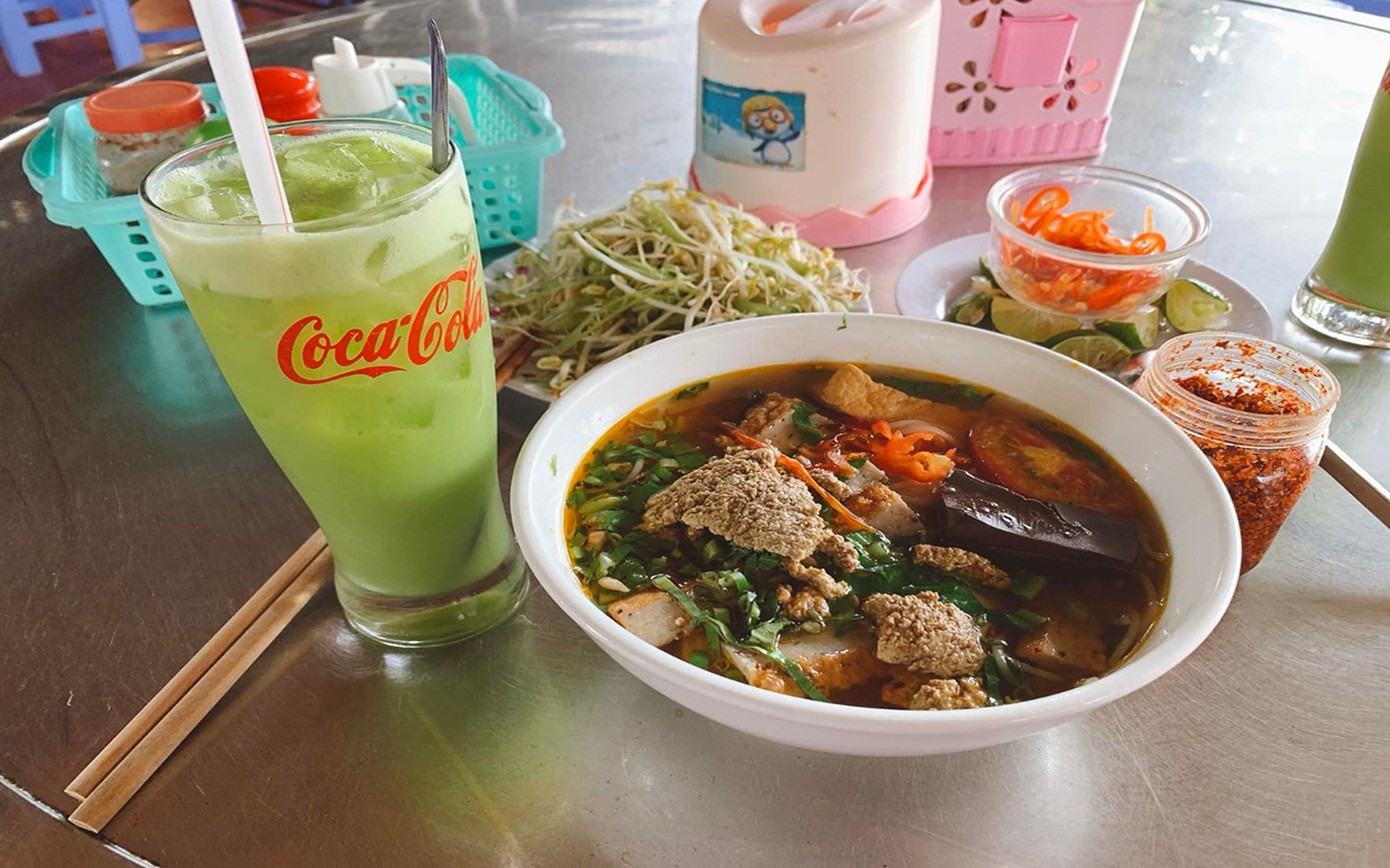 Ăn sáng Côn Đảo: Top 8 món ăn đậm chất xứ đảo (2026) 3 Ăn sáng ở côn đảo