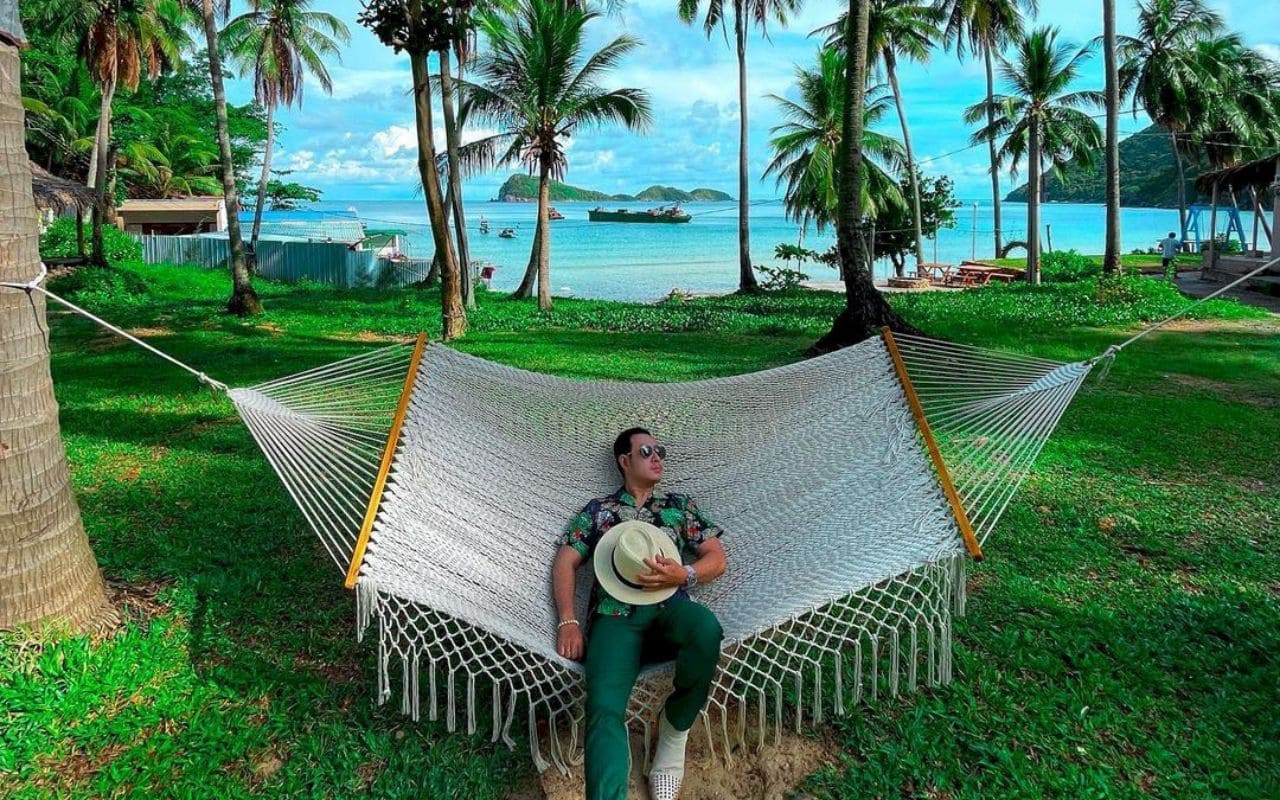 Top khách sạn Nam Du view biển đẹp và giá tốt 2026 12 Ảnh du khách check-in ở khách sạn Nam Du
