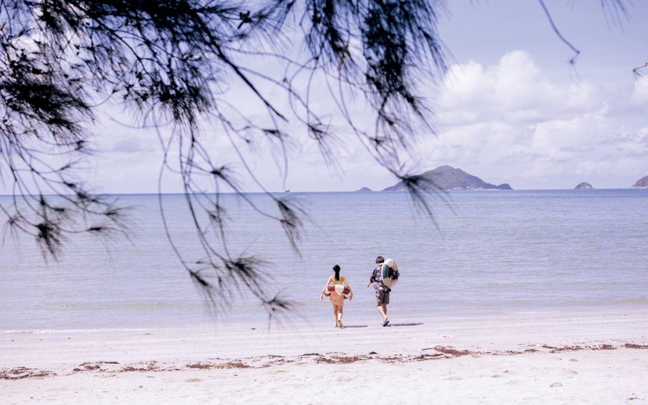 Bãi Lò Vôi Côn Đảo: Kinh nghiệm du lịch từ A-Z (2026) 6 Bãi Lò Vôi - Điểm hẹn hò lý tưởng