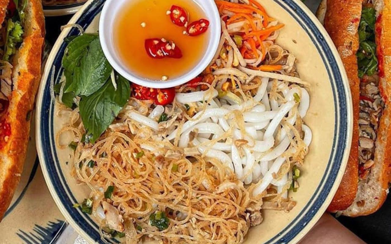 Đặc sản Bạc Liêu - Top 15 món ngon & làm quà 2026 5 Bánh tằm Ngan Dừa