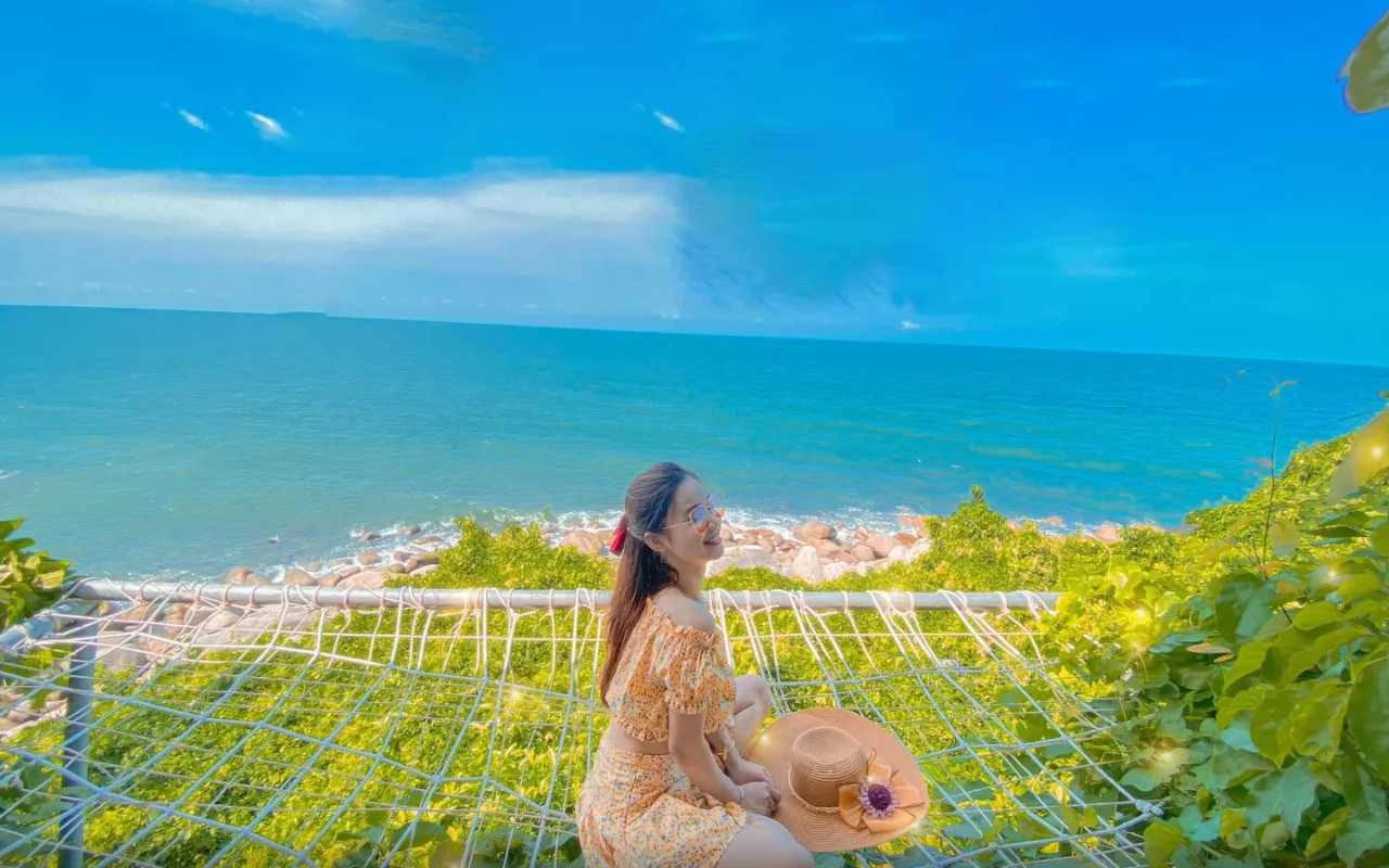 Bãi Bàng Hòn Sơn: Check-in cây dừa nghiêng huyền thoại 2026 2 Check-in Bãi Bàng Hòn Sơn