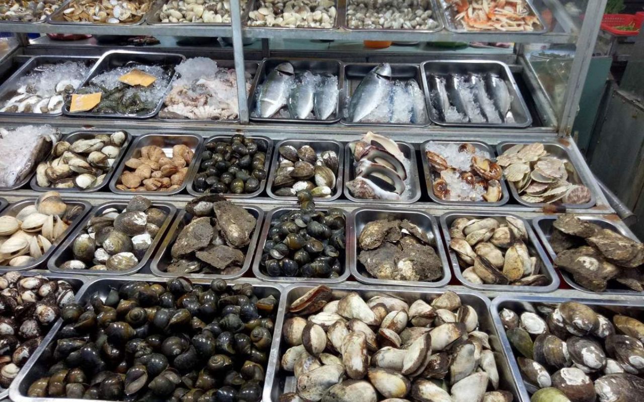 Chợ đêm Cần Thơ - Khám phá vẻ đẹp Tây Đô về đêm (2026) 6 Chợ đêm Trần Phú Cần Thơ