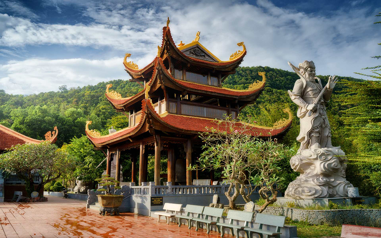 Chùa hộ quốc Phú Quốc