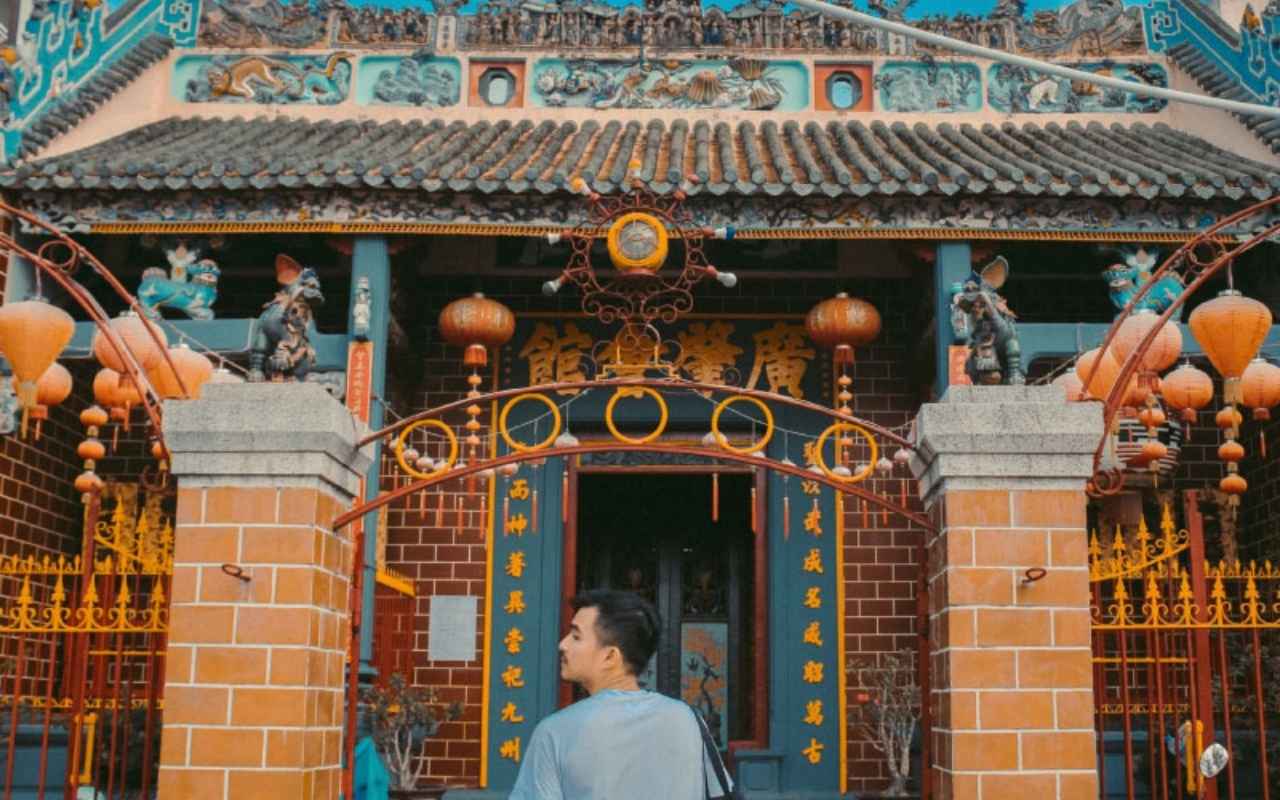 chùa Ông Cần Thơ mấy giờ đóng cửa