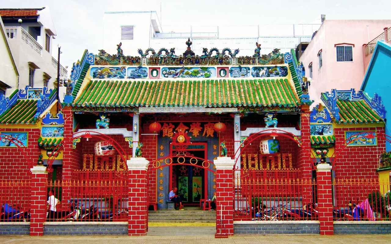 chùa Ông Cần Thơ Quảng Triệu Hội Quán