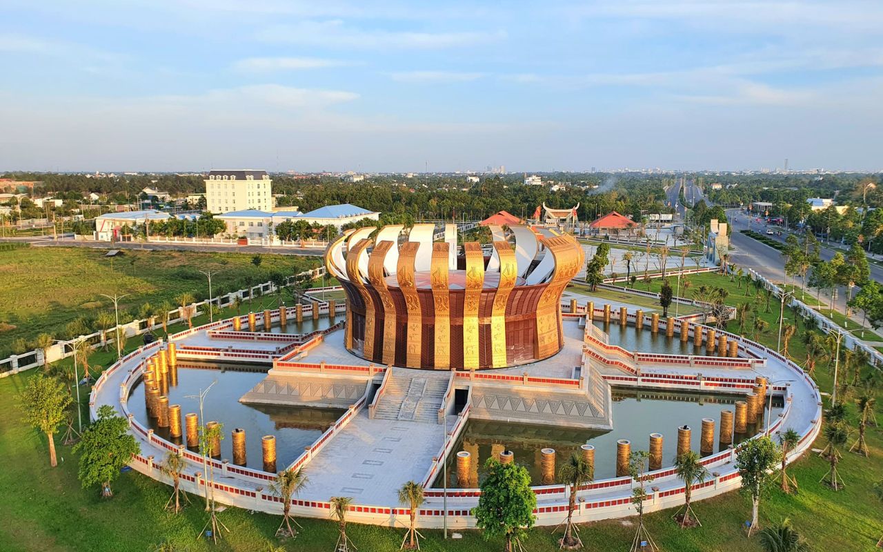 Đền Thờ Vua Hùng tại Cần Thơ | Điểm đến linh thiêng (2026) 6 Đền thờ vua hùng Cần Thơ ở Bình Thủy