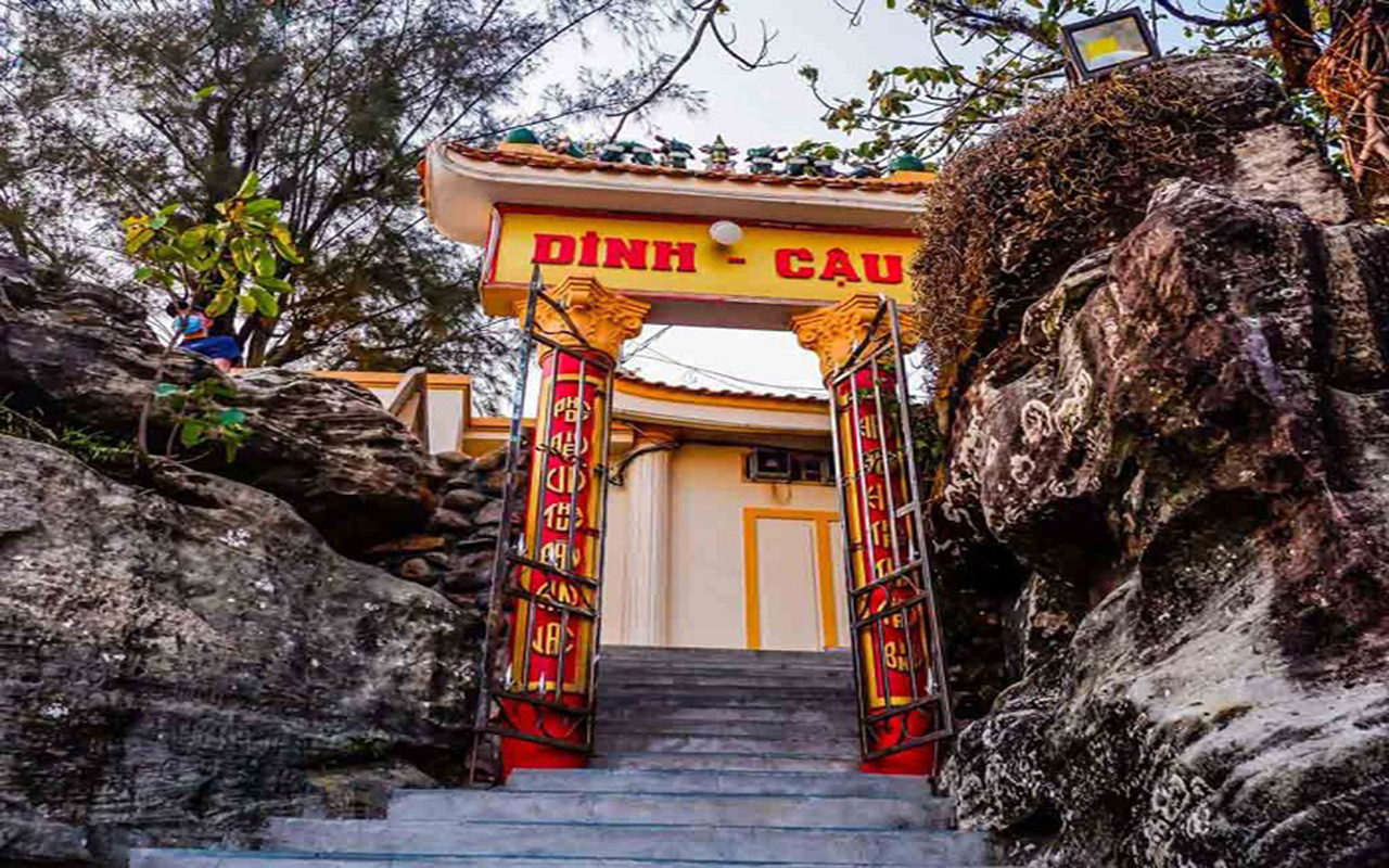 Dinh Cậu Phú Quốc thờ ai