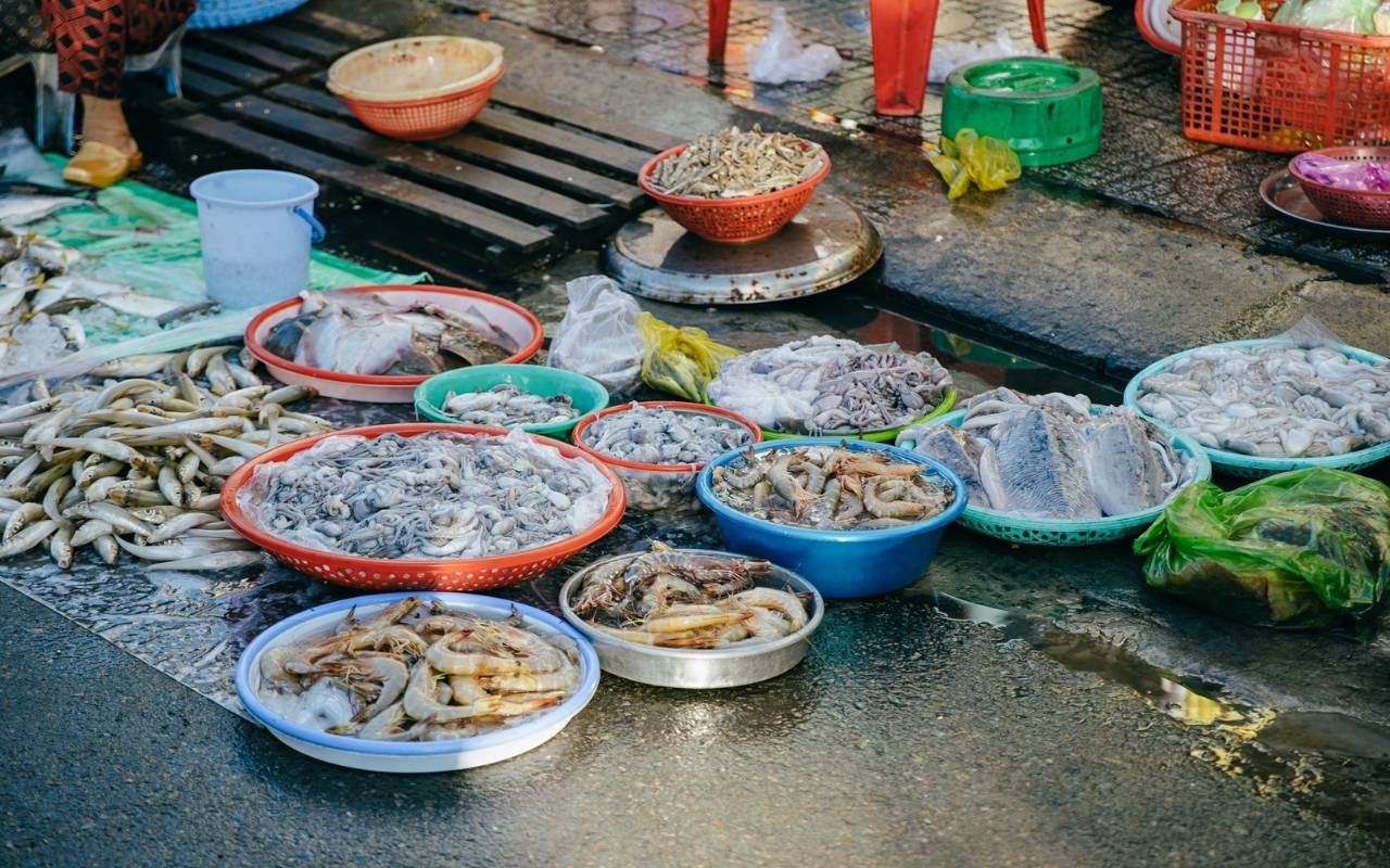 Hải sản tươi sống tại đảo Nam Du
