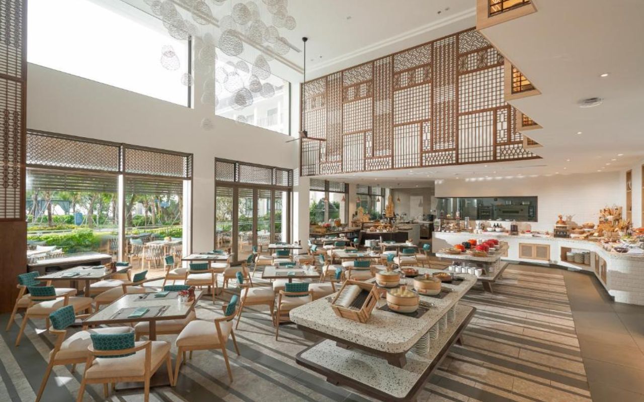 Khách sạn 4 sao Côn Đảo - Top 10 khách sạn tốt nhất 2026 14 Không gian dịch vụ phục vụ ăn uống hiện đại và tiện nghi