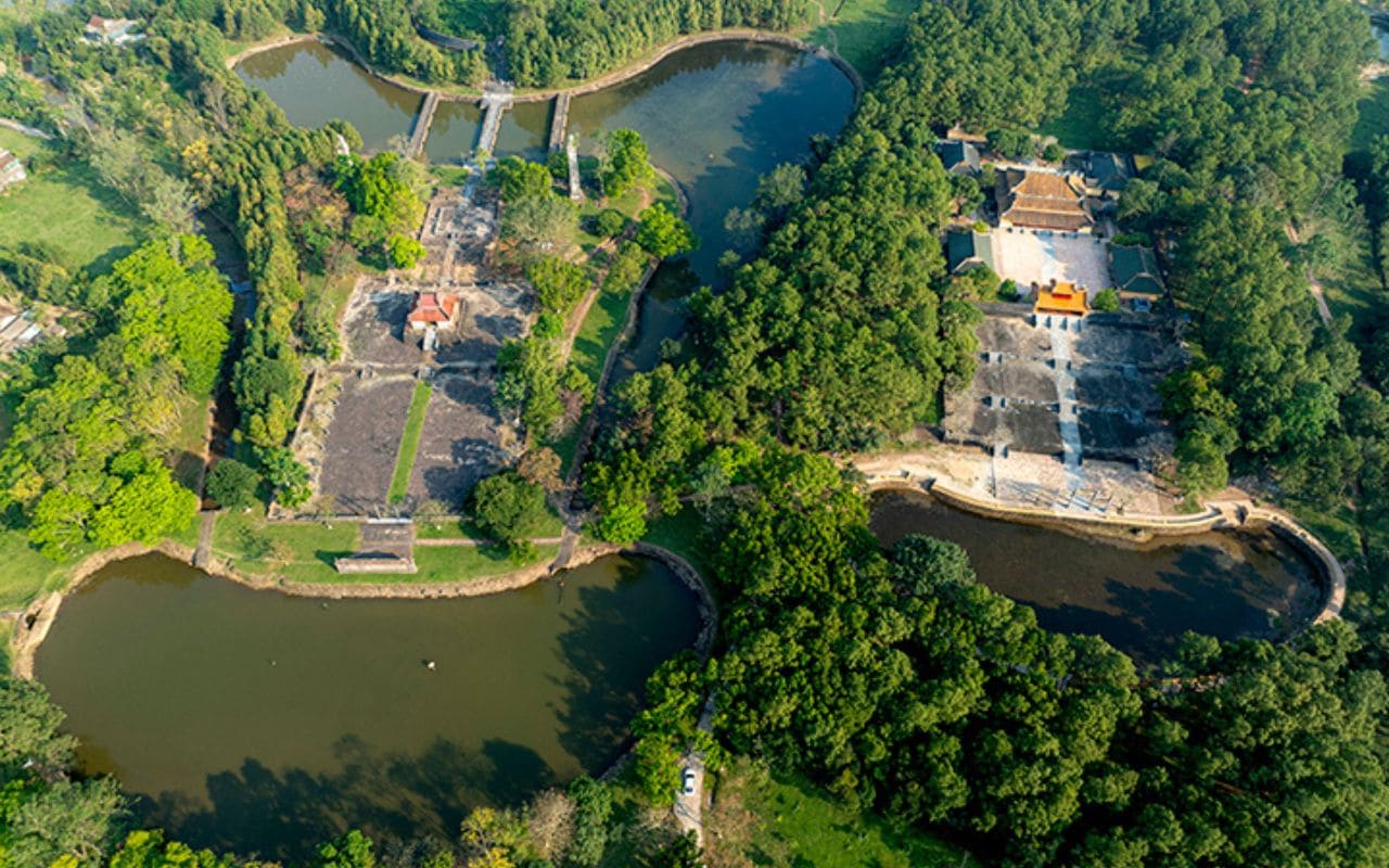 Du lịch Huế - Khám phá di sản & tinh hoa ẩm thực từ A-Z 2026 7 Lăng Thiệu Trị - Xương Lăng