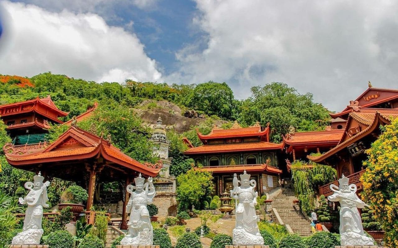 Lịch sử hình thành chùa Hang An Giang