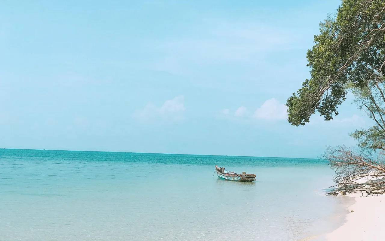 Mũi Hàm Rồng Phú Quốc - Kinh nghiệm ngắm sao biển (2026) 5 Mùa khô là thời điểm vàng để du lịch Mũi Hàm Rồng
