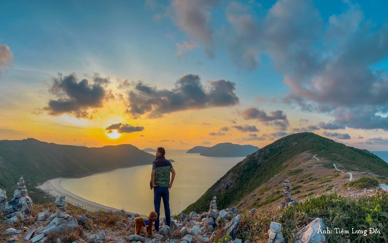 Kinh nghiệm trekking Núi Con Voi Côn Đảo từ A-Z (2026) 5 núi Con Voi cao bao nhiêu mét
