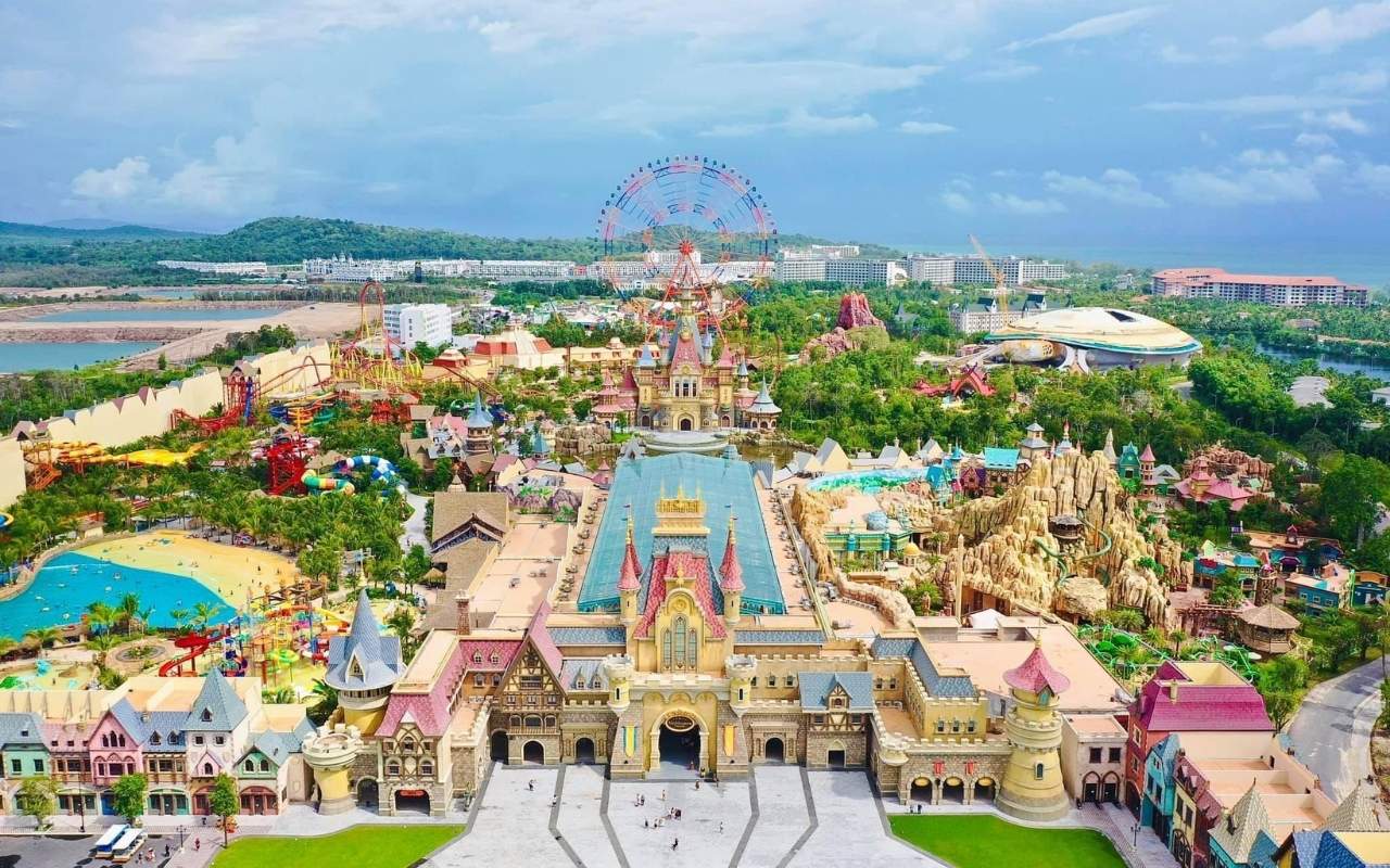 Đảo Phú Quốc ở đâu? Kinh nghiệm du lịch 2026 từ A-Z 6 VinWonders Phú Quốc tọa lạc tại khu vực Bắc đảo
