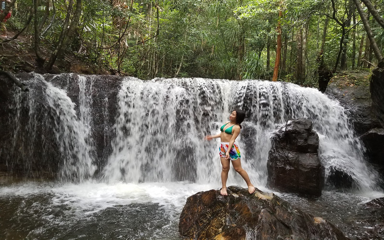 Suối tranh Phú Quốc giá vé
