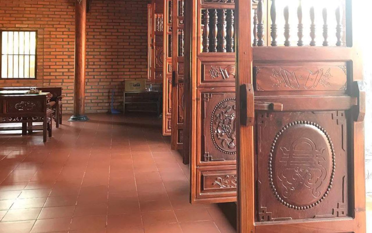 Thiền Viện Trúc Lâm Phương Nam | Điểm đến tâm linh ở Cần Thơ 6 Thiền viện sử dụng chất liệu gỗ lim
