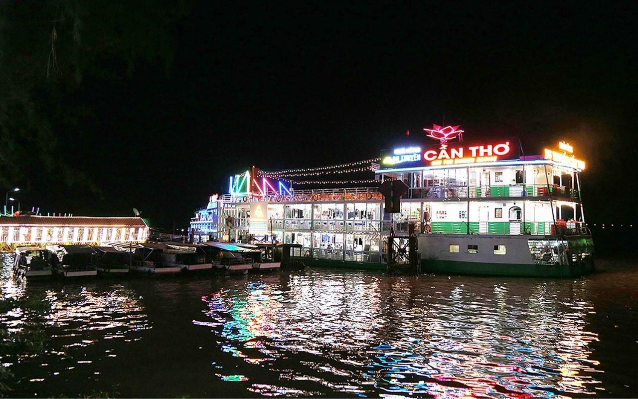 Bến du thuyền Cần Thơ tọa lạc tại khu vực bến Ninh Kiều