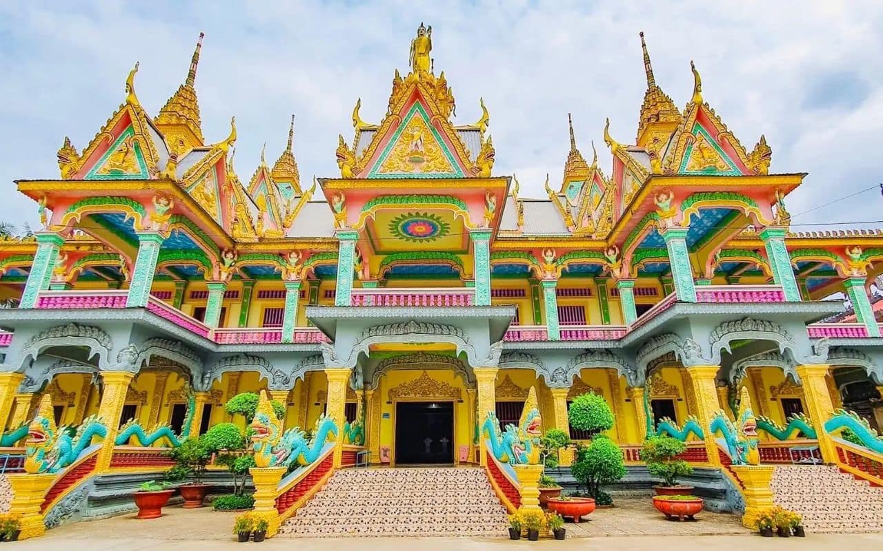 Chùa Som Rong Sóc Trăng - Ngôi chùa Khmer tuyệt đẹp 2026 3 chùa Som Rong ở đâu