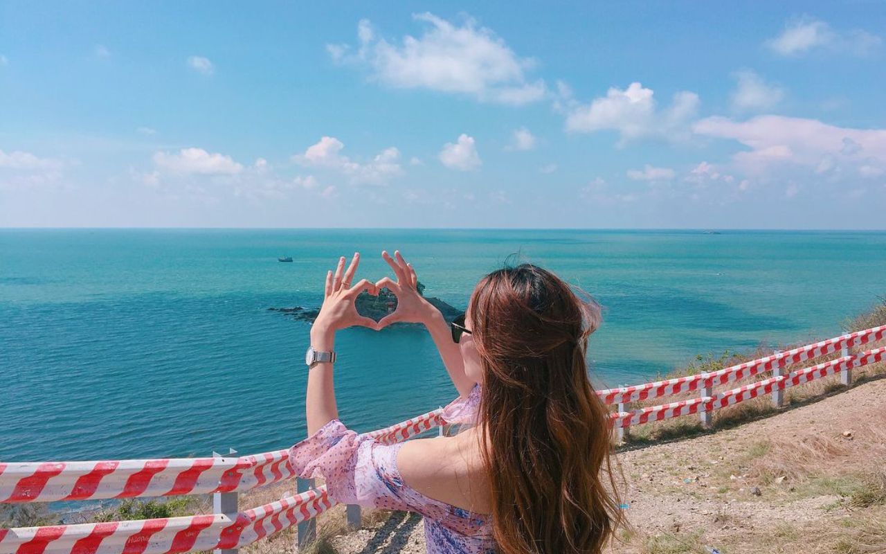 Du khách check-in tại ven biển Vũng Tàu