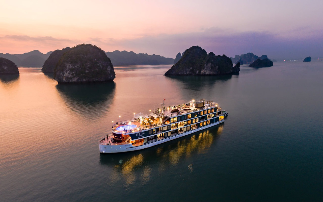 Vịnh Hạ Long - Khám phá kỳ quan thiên nhiên thế giới 2026 3 du thuyền vịnh hạ long