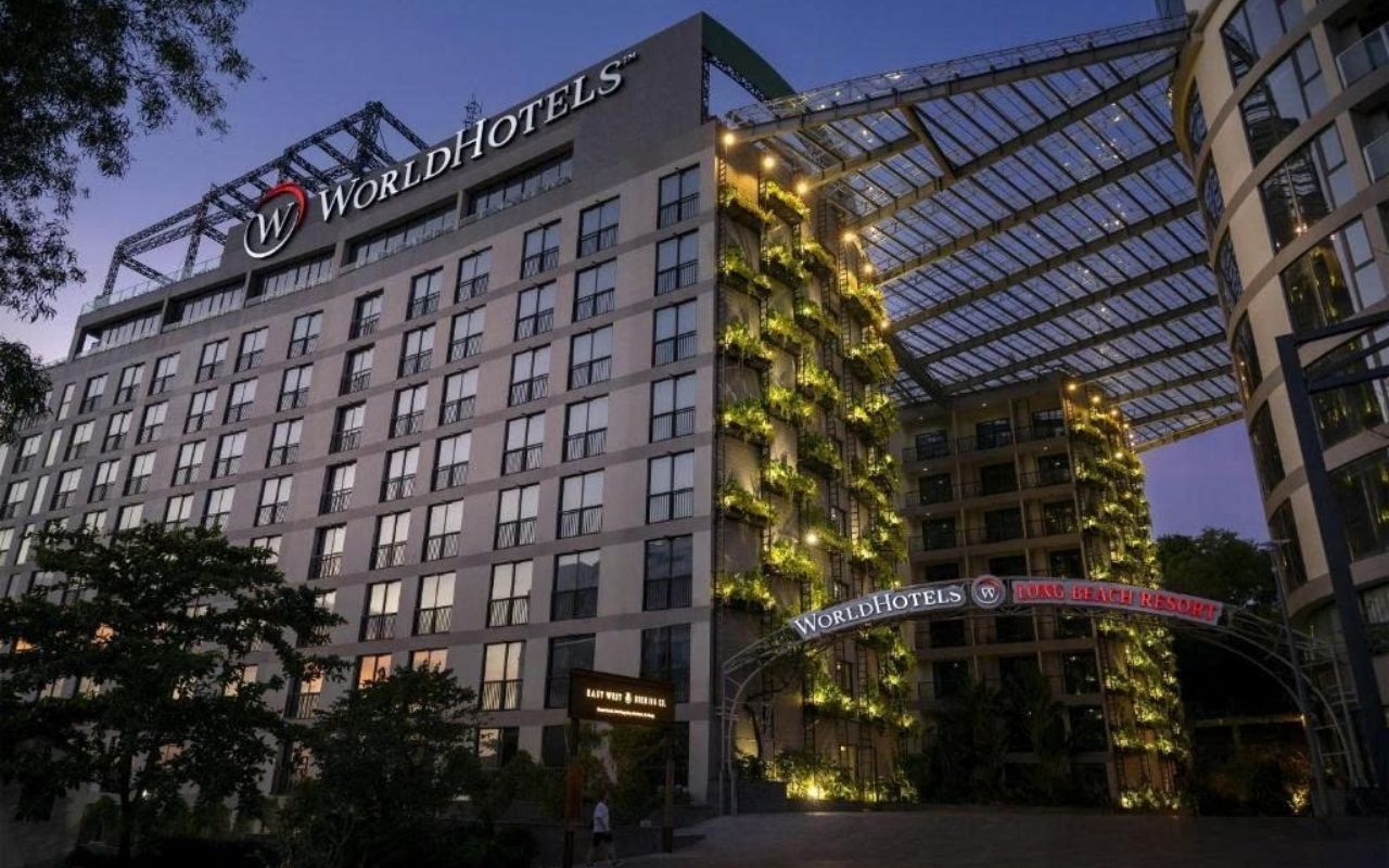 Khách sạn 5 sao Phú Quốc: Top 6 khách sạn view biển triệu đô 11 WorldHotels tọa lạc ngay bên bờ biển xanh ngắt của Bãi Trường