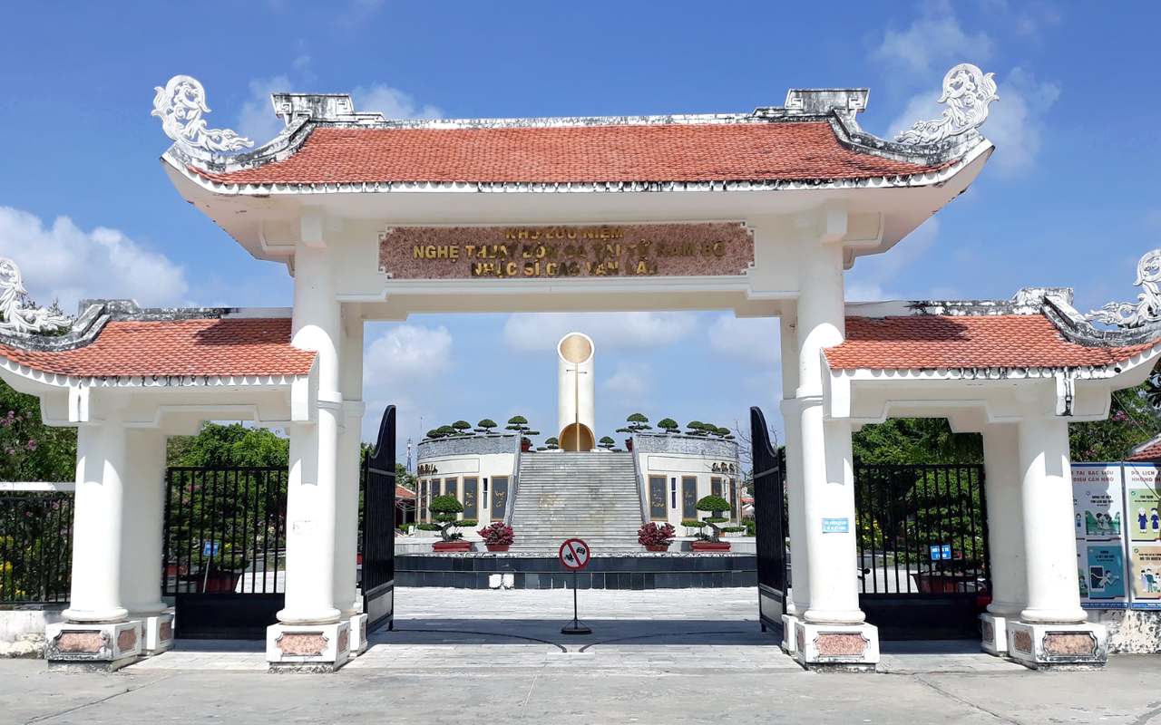 Khu tưởng niệm nhạc sĩ Cao Văn Lầu - Địa chỉ, giá vé 2026 4 Khu tưởng niệm nhạc sĩ Cao Văn Lầu mở cửa hết tuần