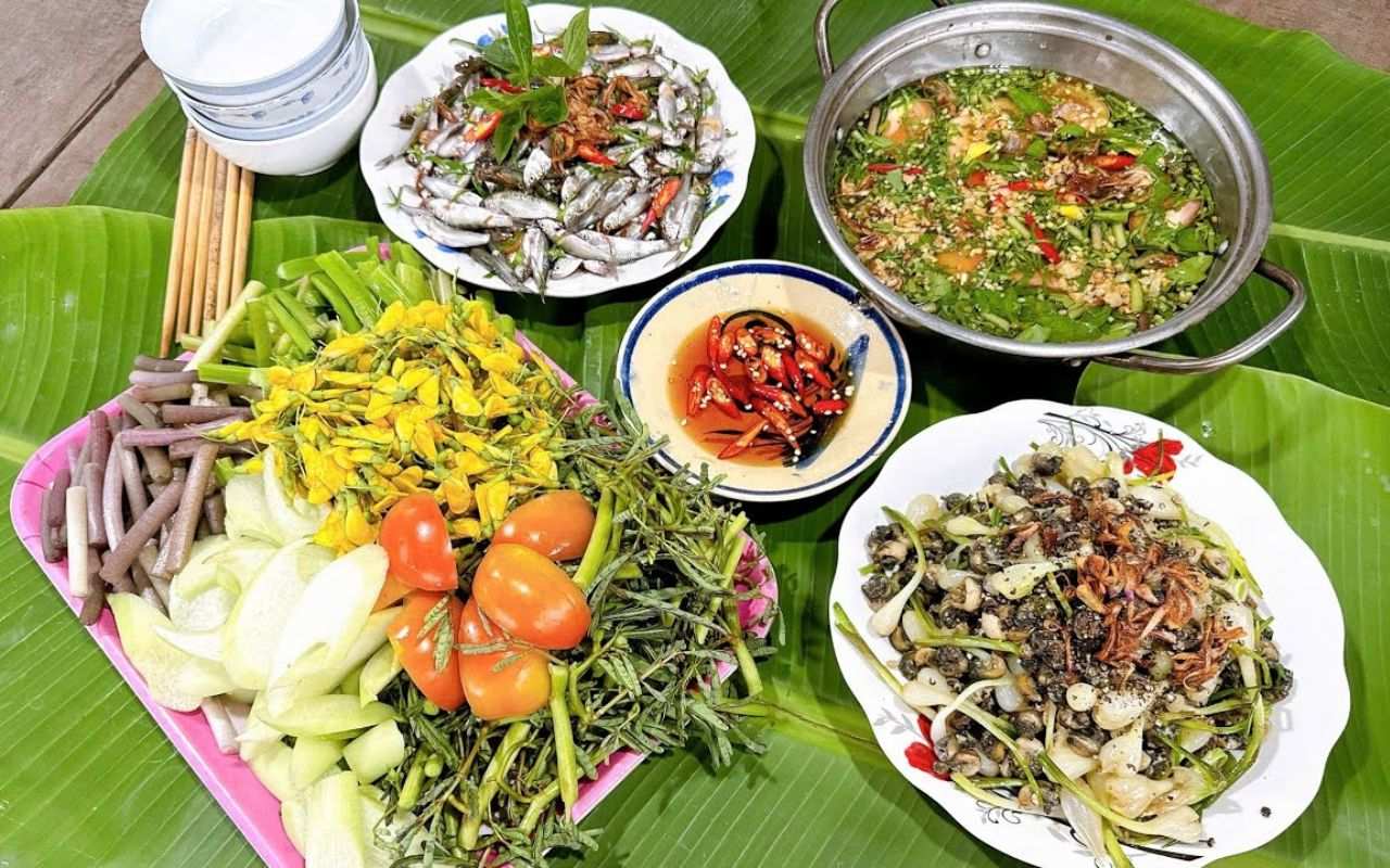 Đặc sản Đồng Tháp - Top món ăn ngon & làm quà 2026 4 Lẩu cá linh bông điên điển đồng tháp