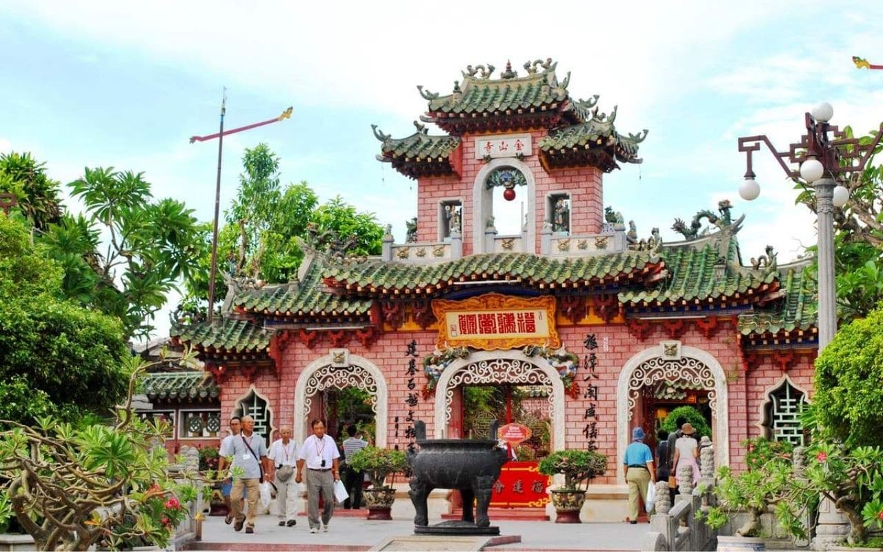 Phố cổ Hội An - Cẩm nang du lịch phố cổ chi tiết A-Z (2026) 13 phố cổ Hội An có gì chơi
