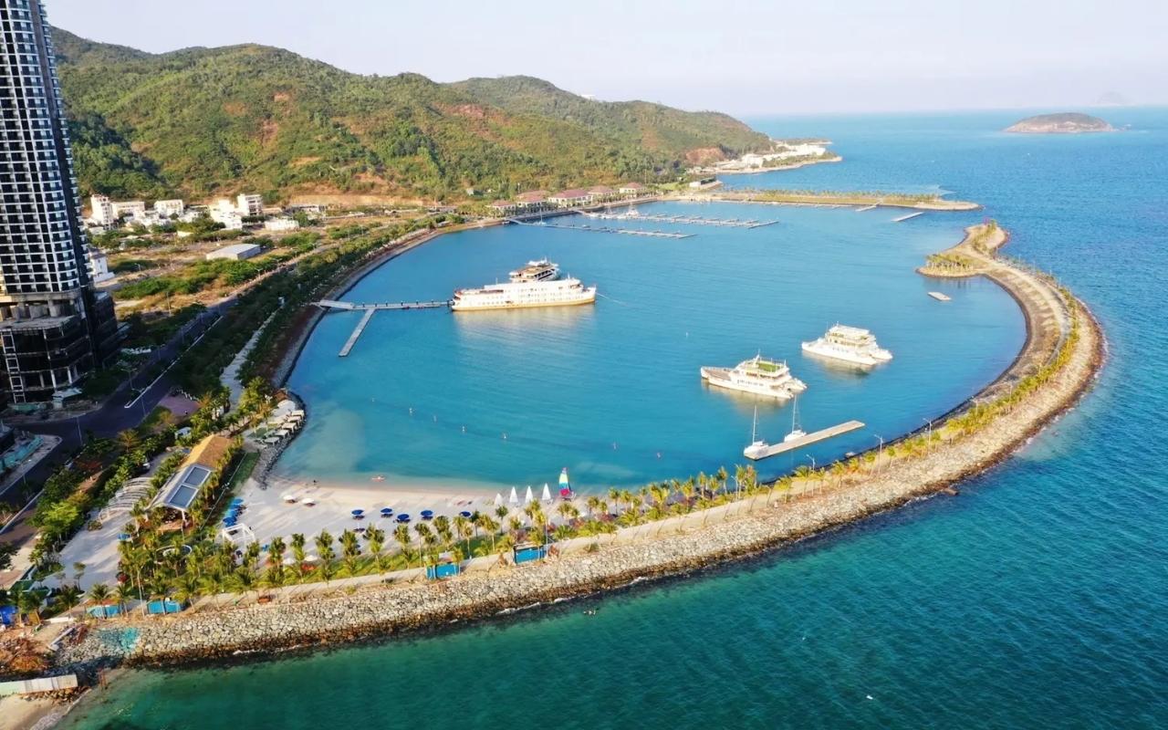 Tham quan bến du thuyền quốc tế Ana Marina