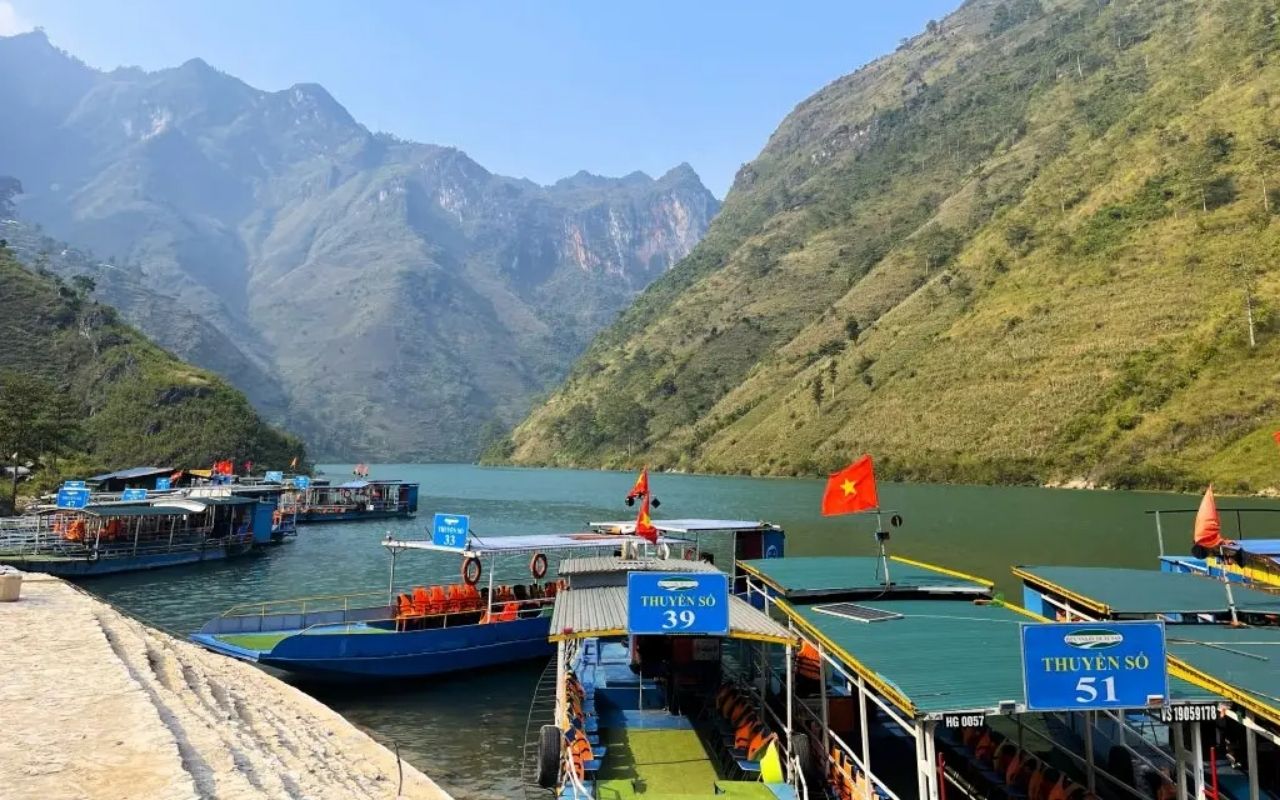 Sông Nho Quế Hà Giang - Check-in tuyệt tác của tự nhiên 2026 7 Trải nghiệm tham quan sông Nho Quế