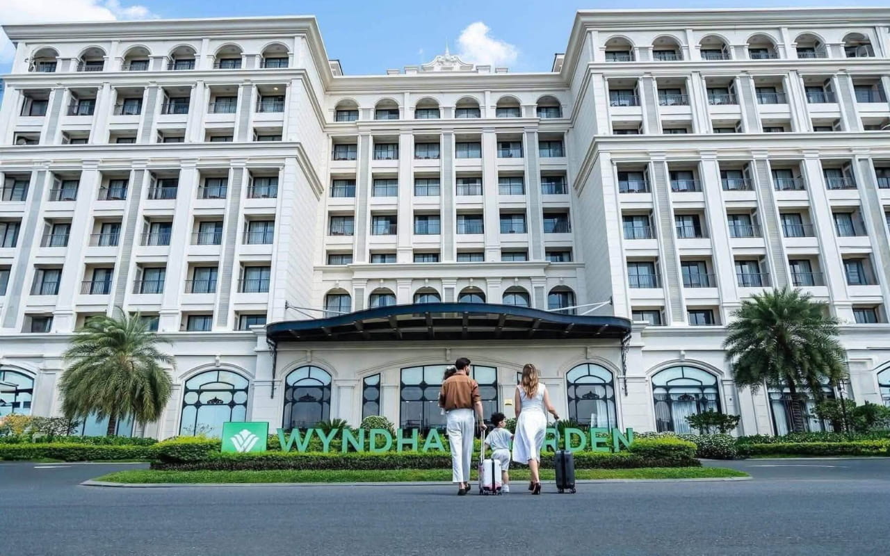 Combo Vinpearl Phú Quốc 3N2Đ | Tour cano 3 đảo | Cáp treo Hòn Thơm 5 Combo Vinpearl Phú Quốc 3N2Đ - Khách sạn 4 sao