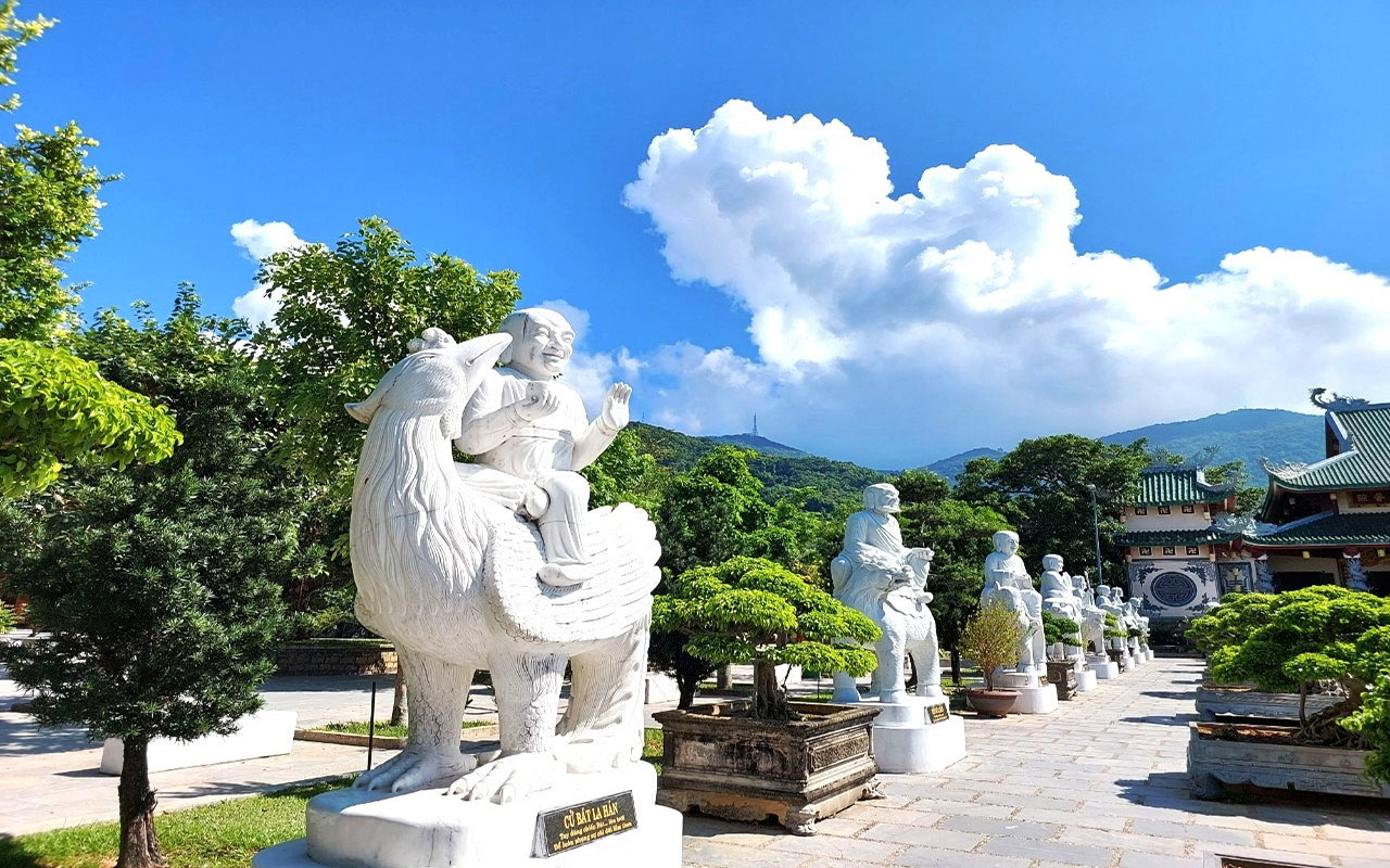 Chùa Linh Ứng Đà Nẵng - Check-in ngôi chùa nổi tiếng 2026 7 giờ mở cửa chùa linh ứng