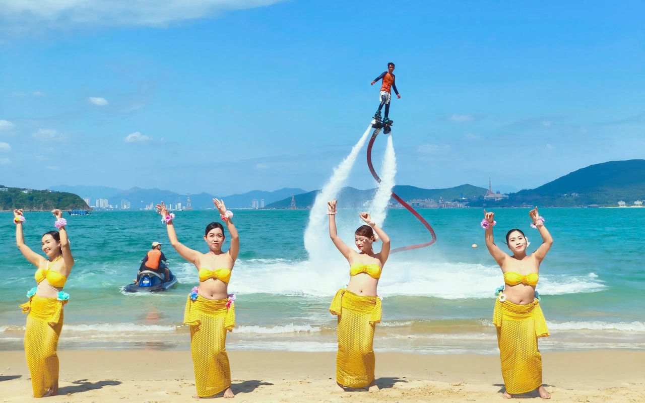 Tour 3 đảo Nha Trang Vip | Cano - Lặn ngắm san hô - Chụp SUP 14 Xem ca nhạc múa tại Hòn Tằm