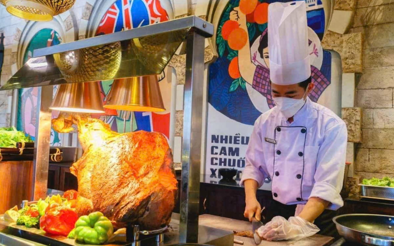 Combo Tây Ninh Núi Bà Đen 2N1Đ | Cáp treo + Buffet trưa 20 Thưởng thức buffet trên Núi Bà Đen