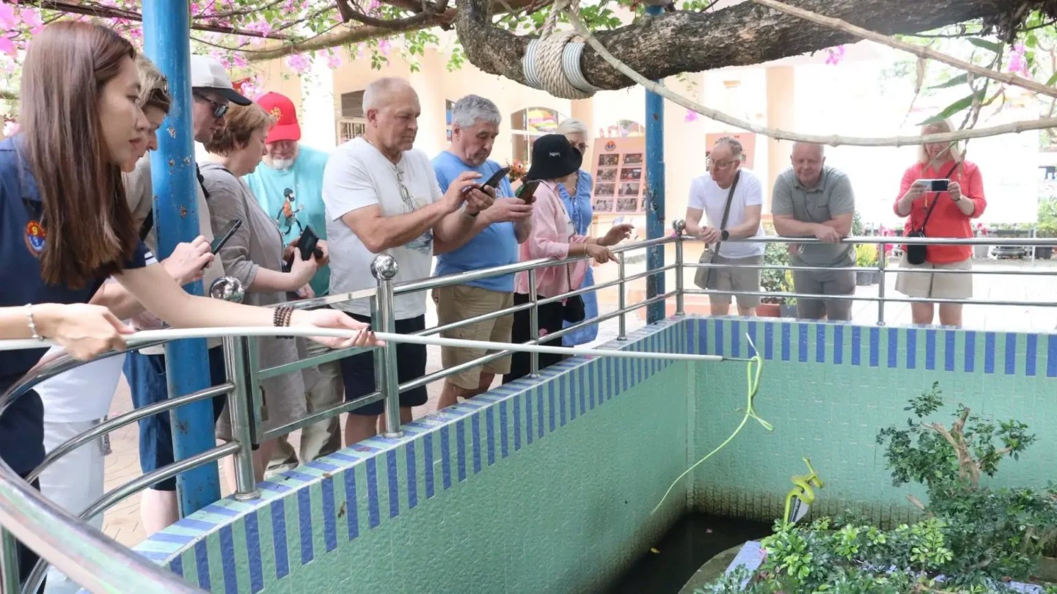 Dong Tam snake farm